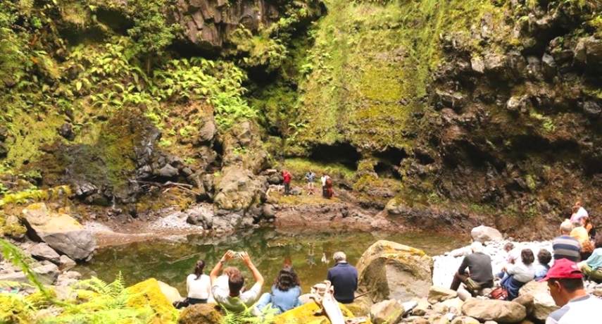 11 Top Best Swimming Holes in Madeira Island-Poço do candeeiro